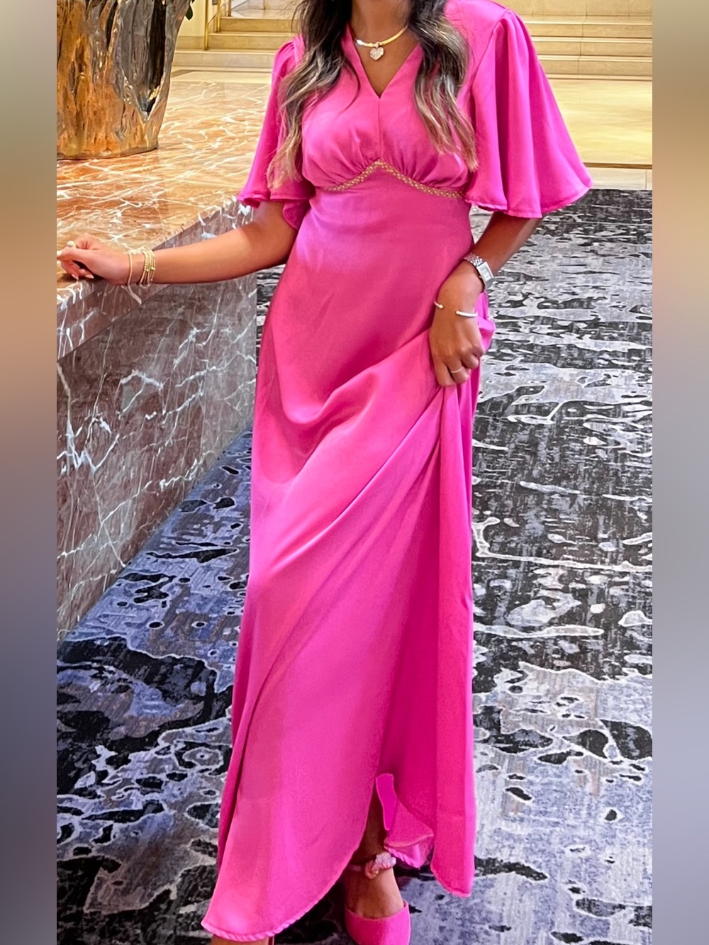 Elegant Fuchsia V-Neck Maxi Dress with Flutter Sleeves